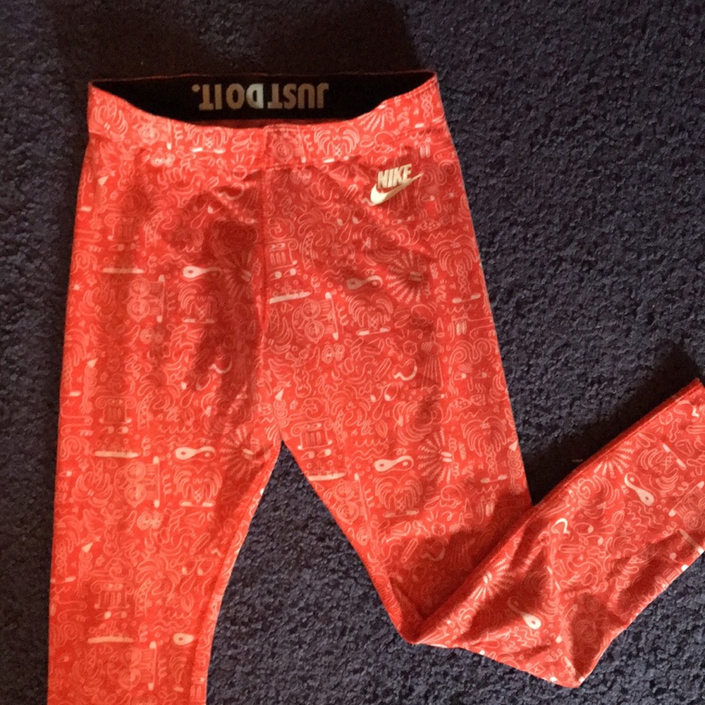 Printed Nike leggings